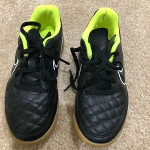 Nike indoor soccer shoes